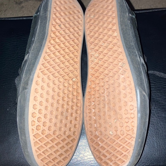 Black Vans - Picture 4 of 4